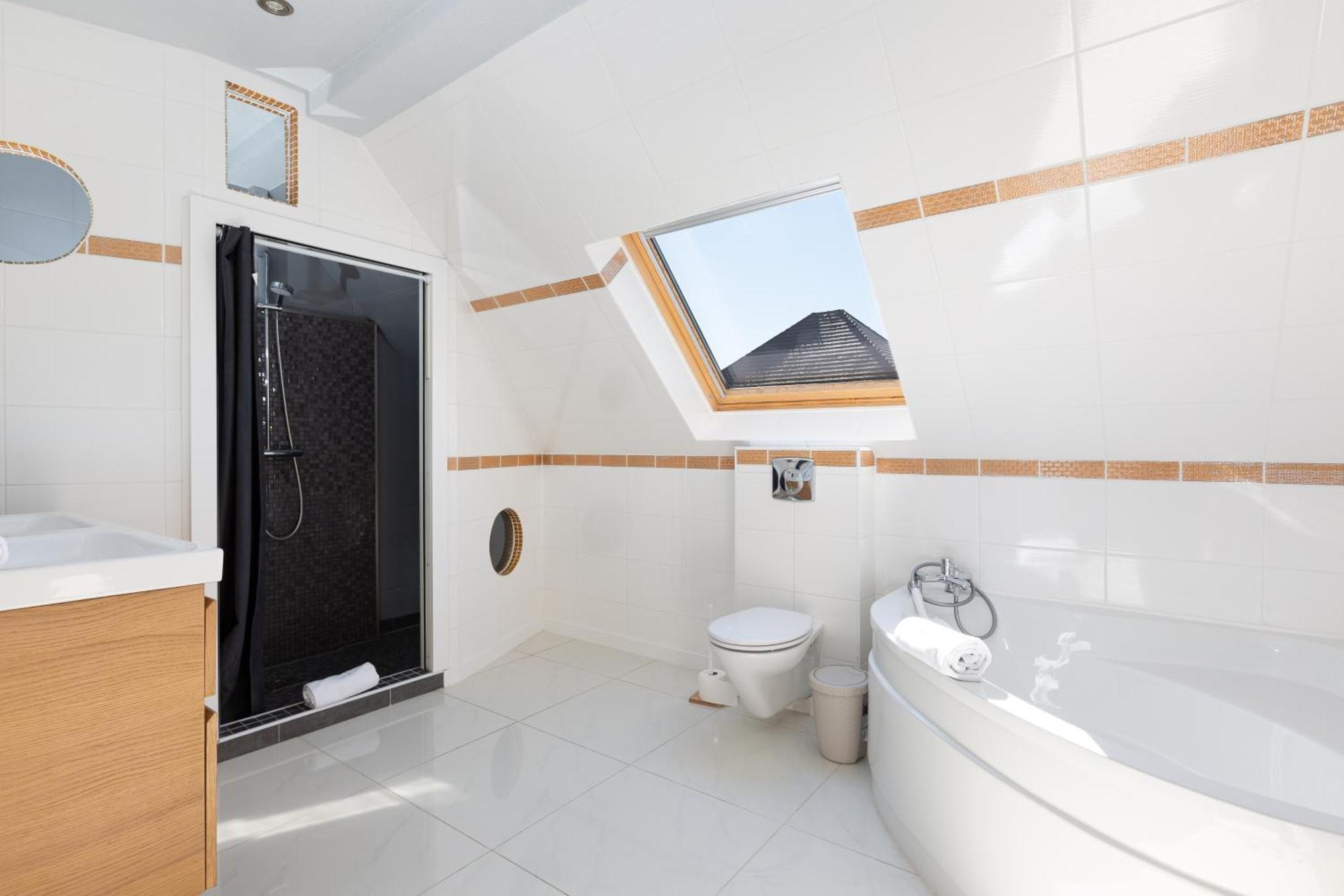 Gites Spa Strasbourg - Villa Cerf - Spa Prive, Sauna, Borne D'Arcade, Babyfoot Ittenheim Buitenkant foto